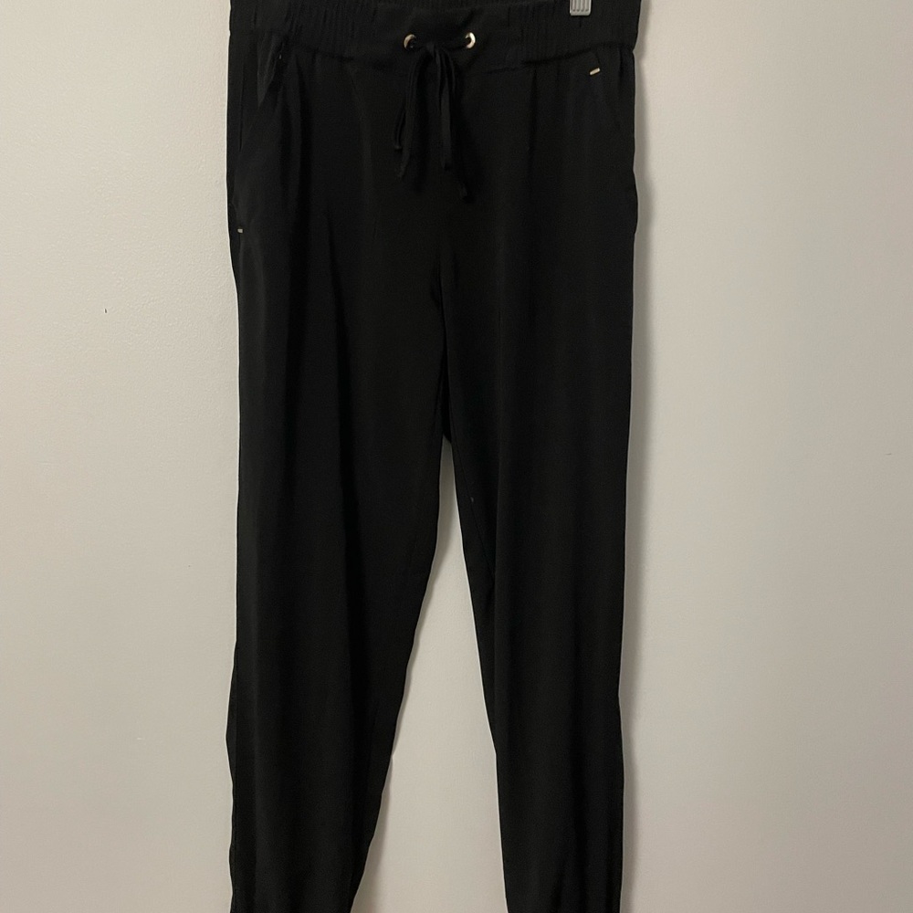 Dynamite Black dress pants with gold details and elastic ankles